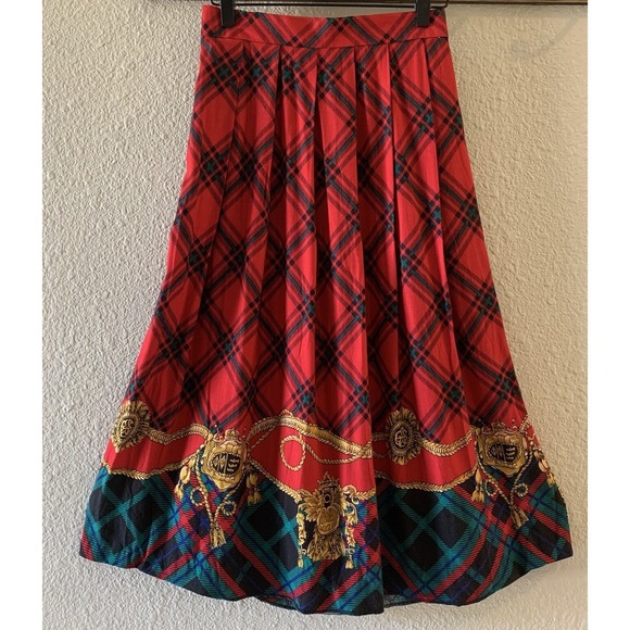 Koret Dresses & Skirts - VTG Koret Women's Sz 10 Tartan Plaid Print Crest Border Pleated A-Line Skirt